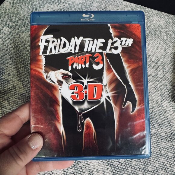 Friday the 13th Pt. 3 3d (Blu-ray, 1982) with 2 original Hockey mask 3-D Glasses - Picture 1 of 4